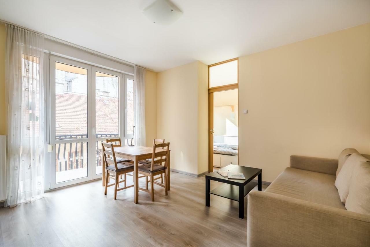 Bpr Vivid Downtown Vibe With Balcony Apartment Budapest Ngoại thất bức ảnh