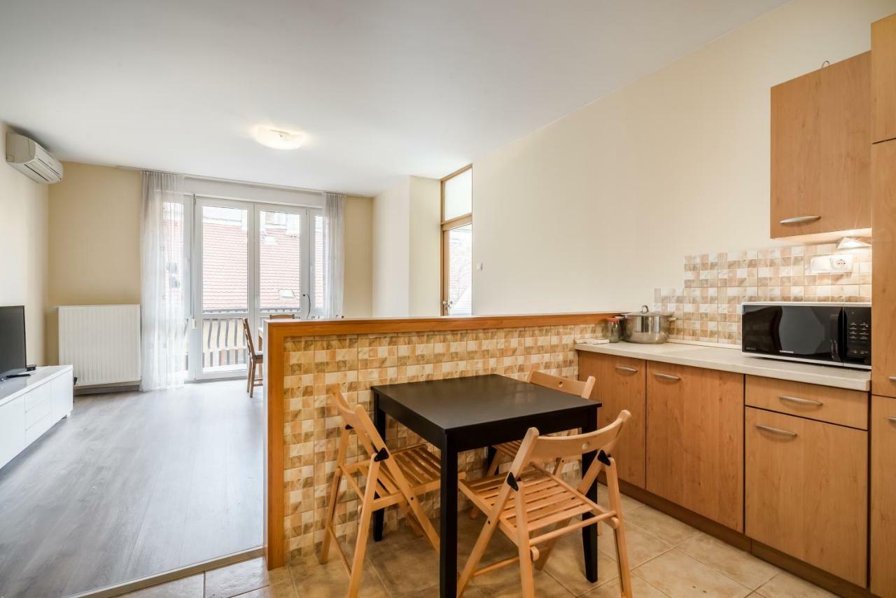 Bpr Vivid Downtown Vibe With Balcony Apartment Budapest Ngoại thất bức ảnh