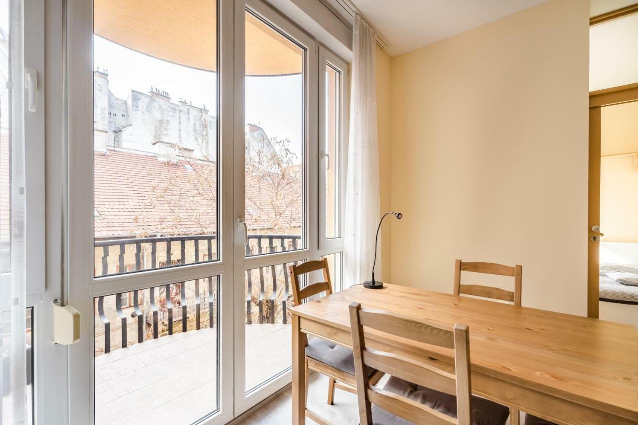 Bpr Vivid Downtown Vibe With Balcony Apartment Budapest Ngoại thất bức ảnh