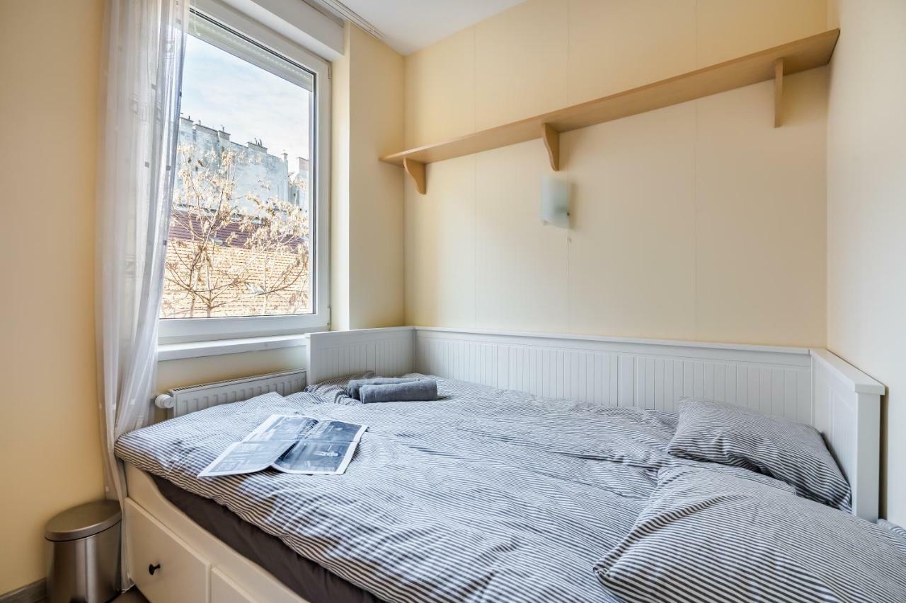 Bpr Vivid Downtown Vibe With Balcony Apartment Budapest Ngoại thất bức ảnh